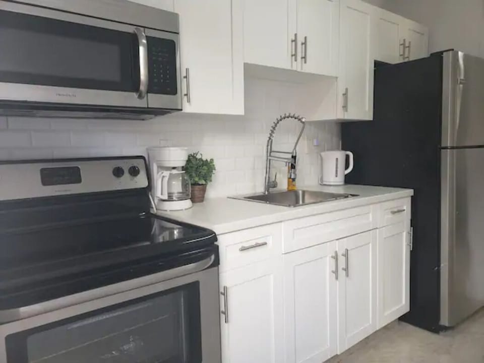 Fully equipped kitchen with all the necessities that will make you feel at home