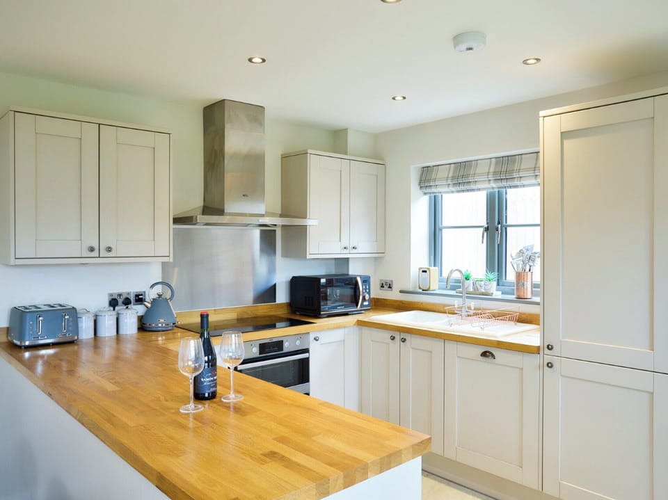 Fully appointed fitted kitchen | Seasalt, Mundesley, near North Walsham