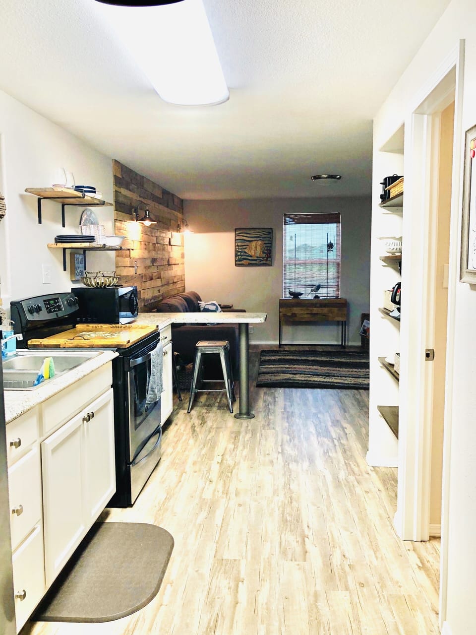 Kitchen/Living Room