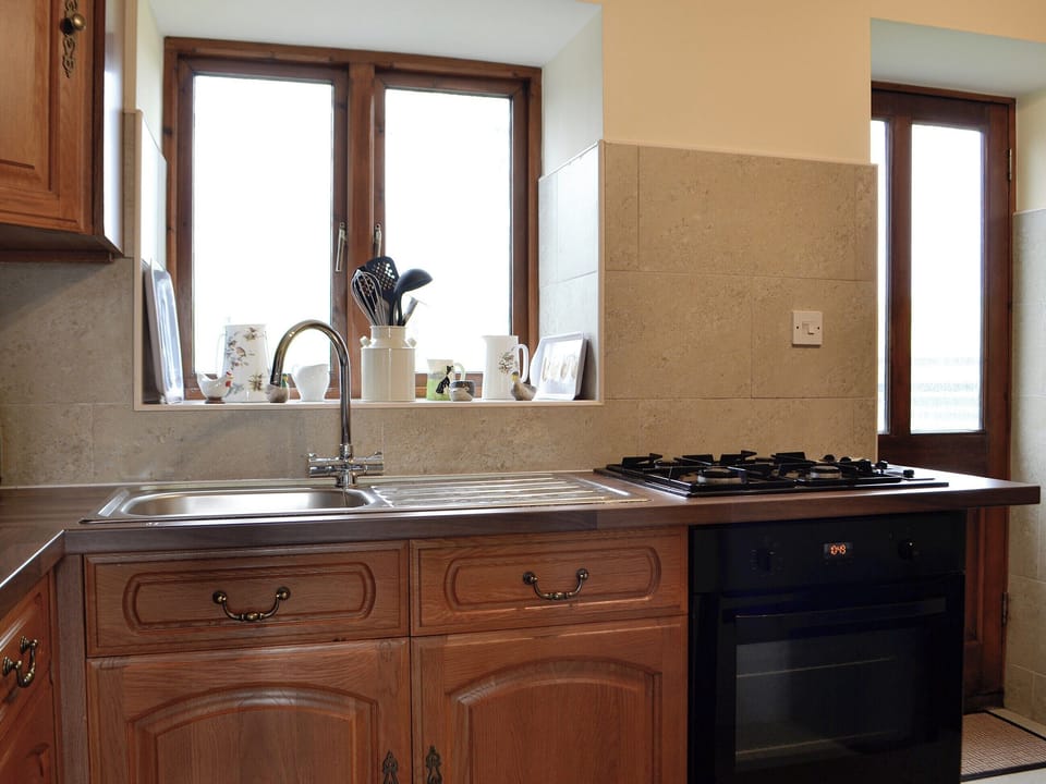 Kitchen | Trefechan, Pumpsaint