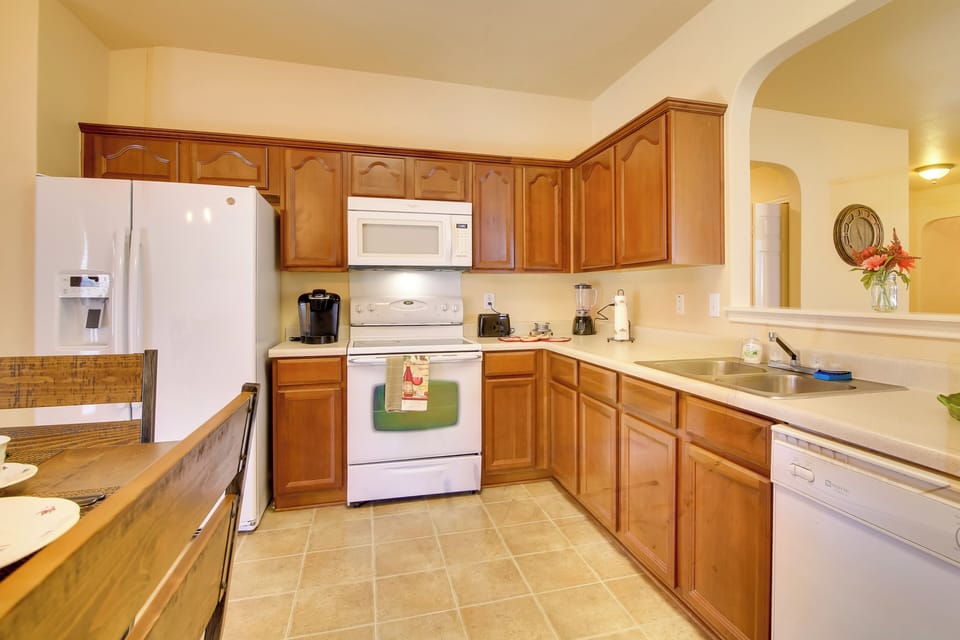 Kitchen | Cooking Basics | Dishware/Flatware