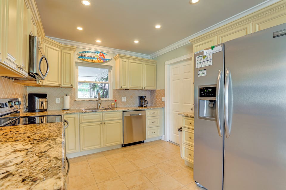 Kitchen | Drip Coffee Maker | Air Fryer | Cooking Basics