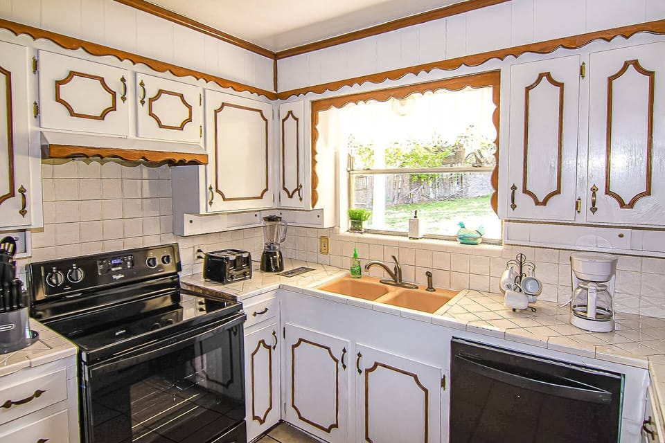 Kitchen Area!