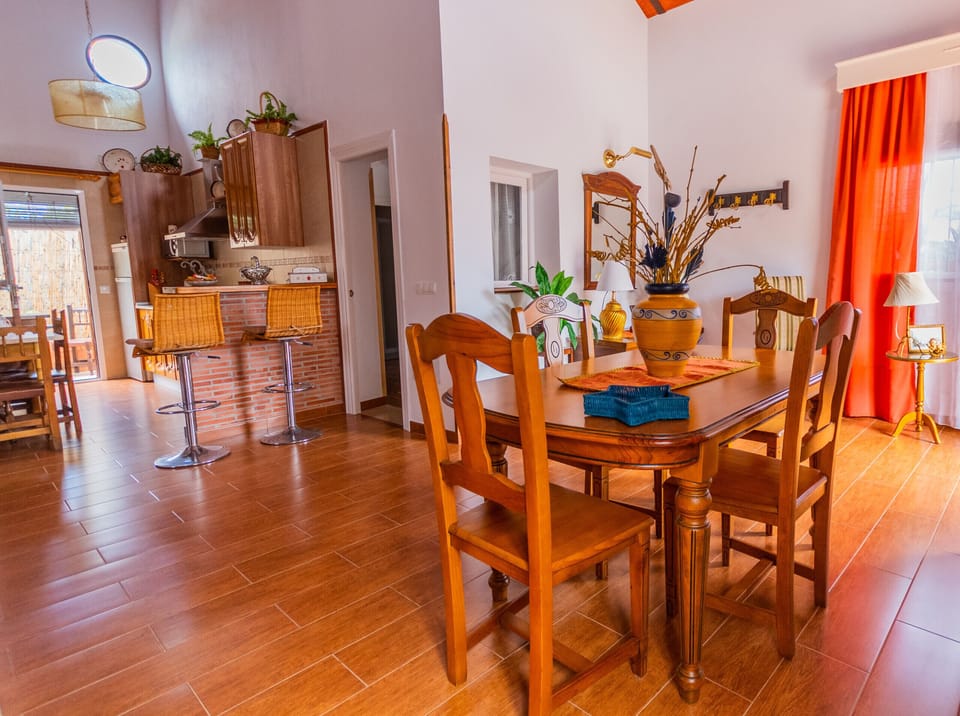 Enjoy the living room of this apartment in Alhaurín de la Torre