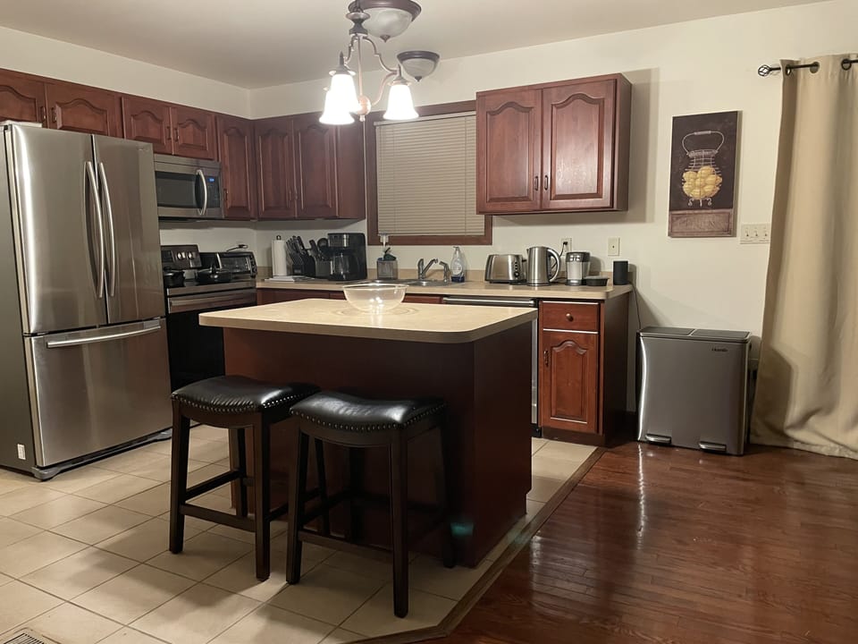 Kitchen with center island