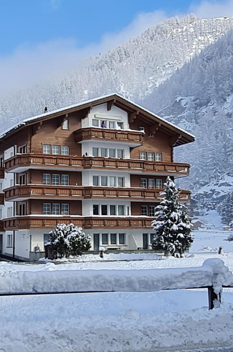 Cloud, Sky, Building, Snow, Mountain, Window, Plant, House, Tree, Urban Design