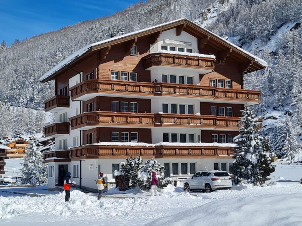Building, Water, World, Urban Design, Architecture, Naval Architecture, Snow, Wood, Landscape, House
