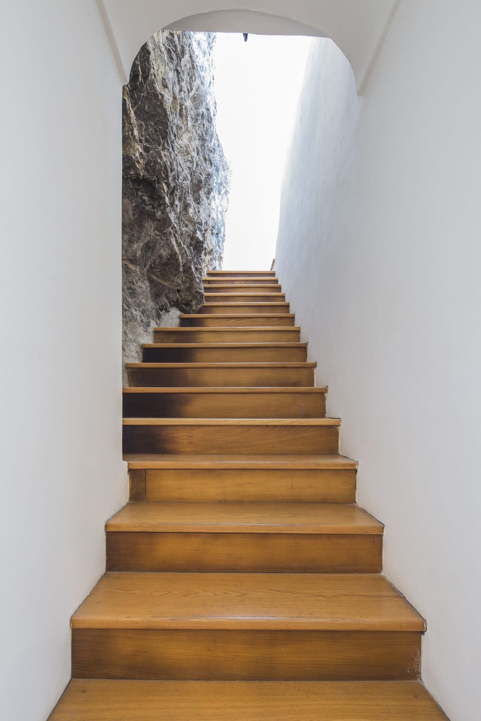 steps leading up to the Livingroom 