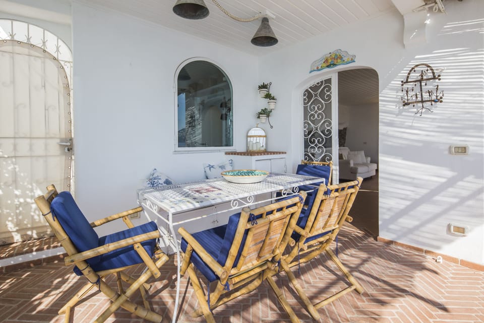 Dining option outside on the balcony