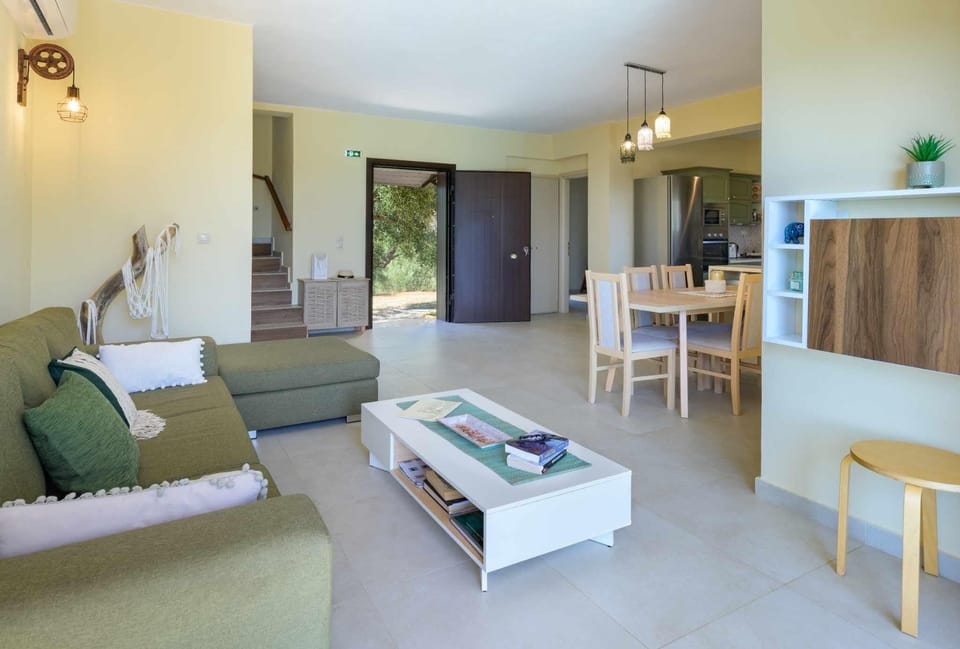 Living and dining room