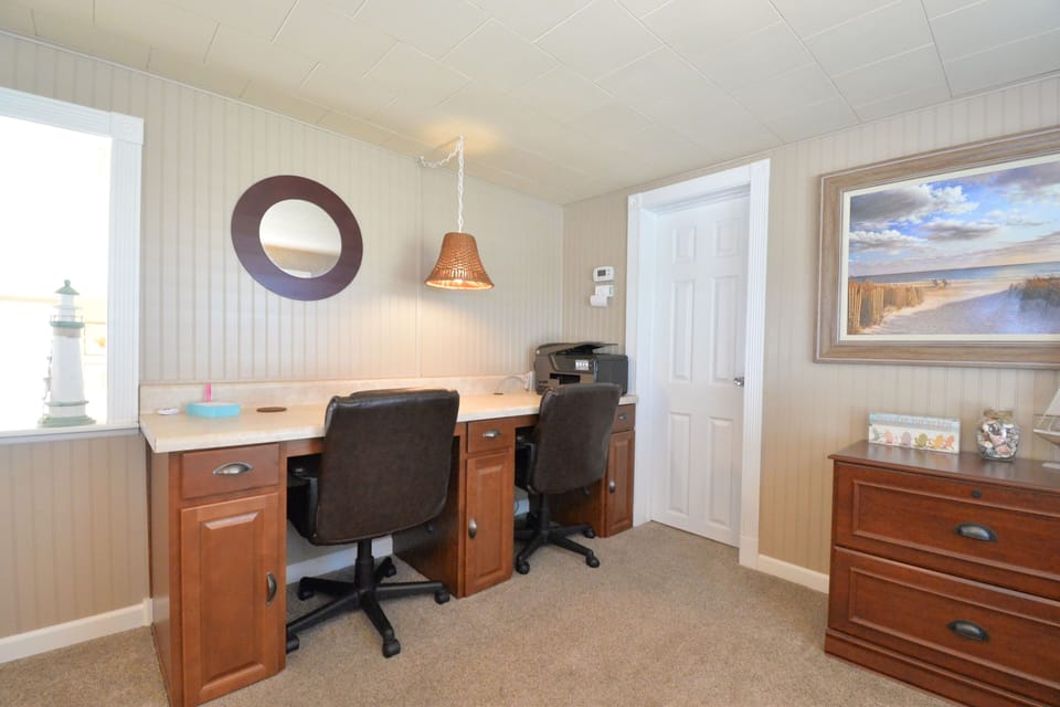 desk area with HP Air printer, or use with our supplied cable