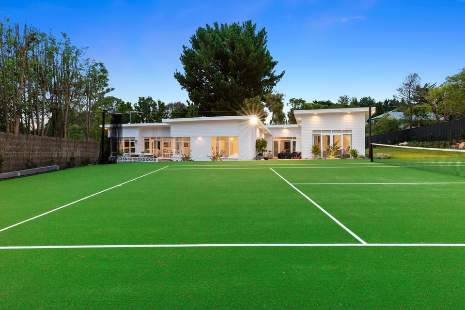 Tennis Court 