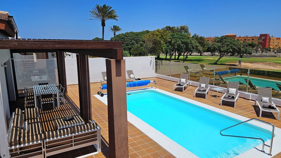 Beautiful luxury VILLA BELLA on the front line of the golf course, stunning view