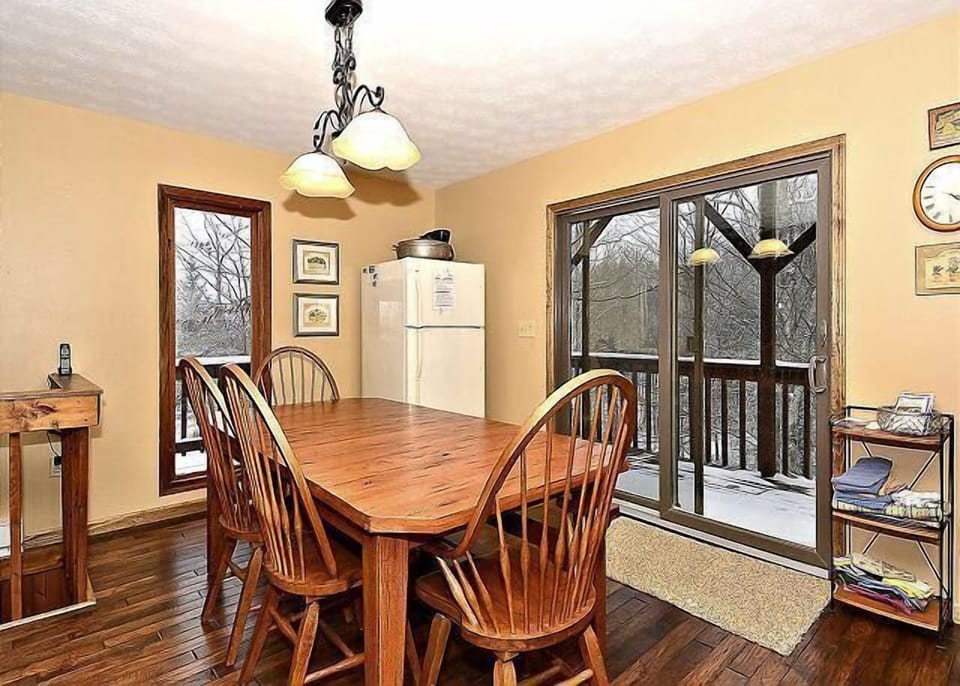 Dining Room Area