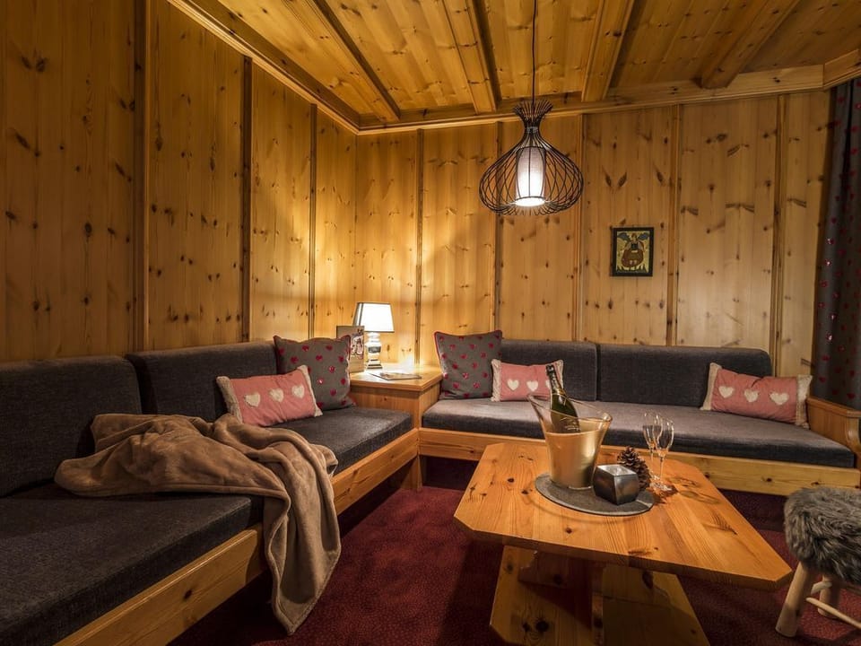 Junior Suite Herzilein - Alpenlove - Adult SPA Hotel House in Seefeld