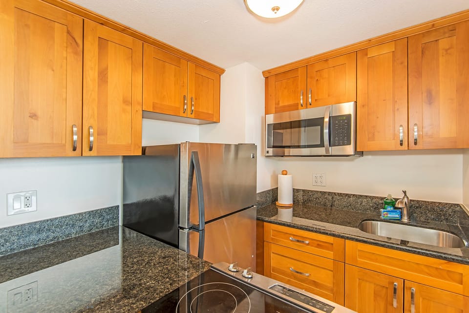 Fully Equipped Kitchen Ready to Cook