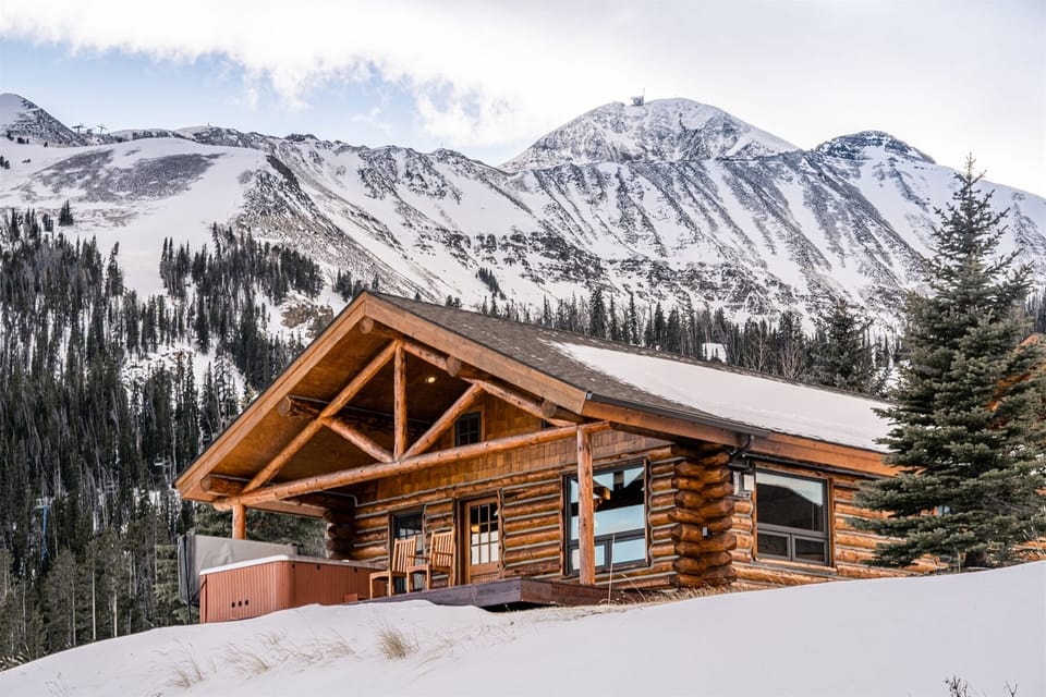 Gold Rush - Cowboy Heaven Cabin - ON the Powder River Ski slope