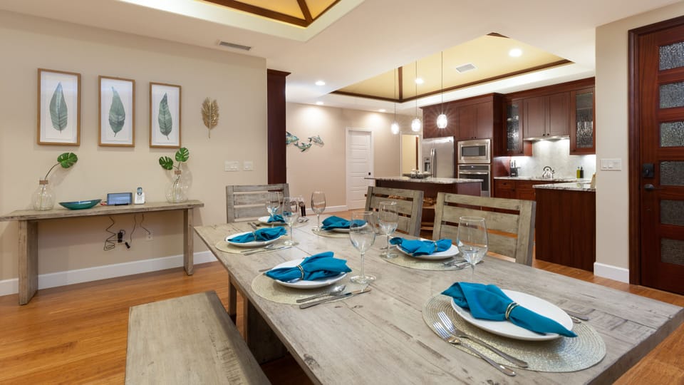 Lovely dinner, stem and flatware provided with linens