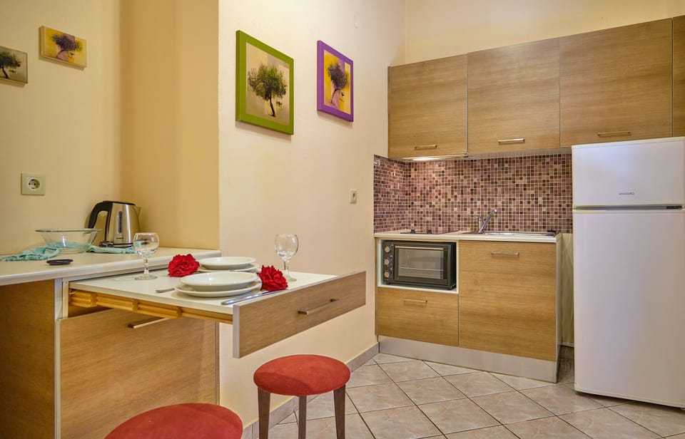 Chrismos Luxury Suites 2A Apraos Corfu Kitchen