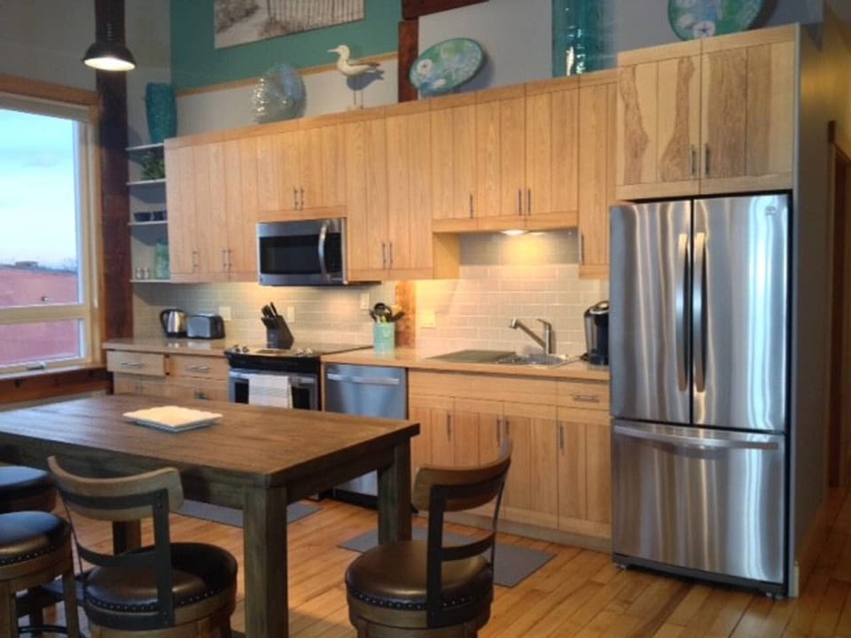 Modern, open kitchen with everything you need. 