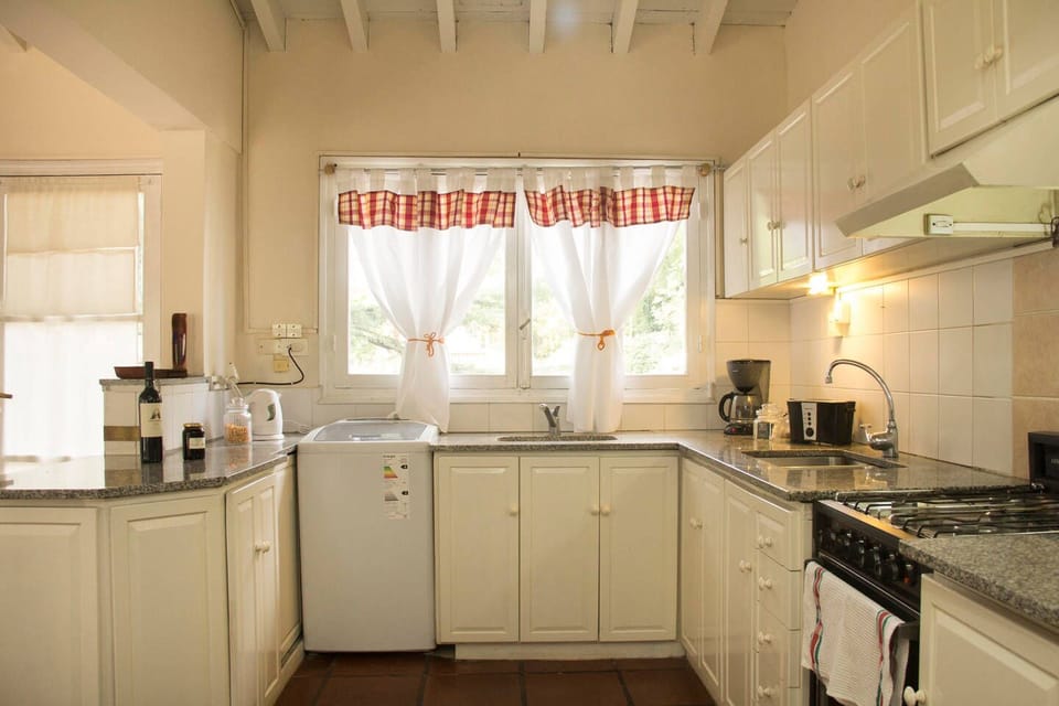 Mendoza Colonial House!