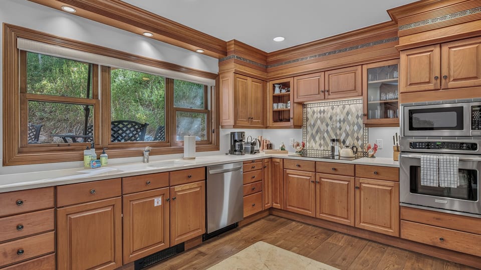 Kitchen, Main Level