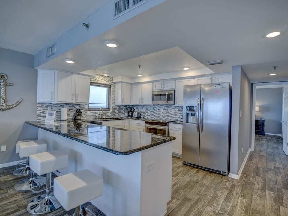 Gourmet Kitchen