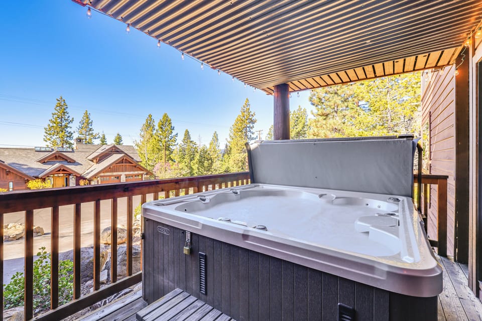 Covered Deck | Private Hot Tub