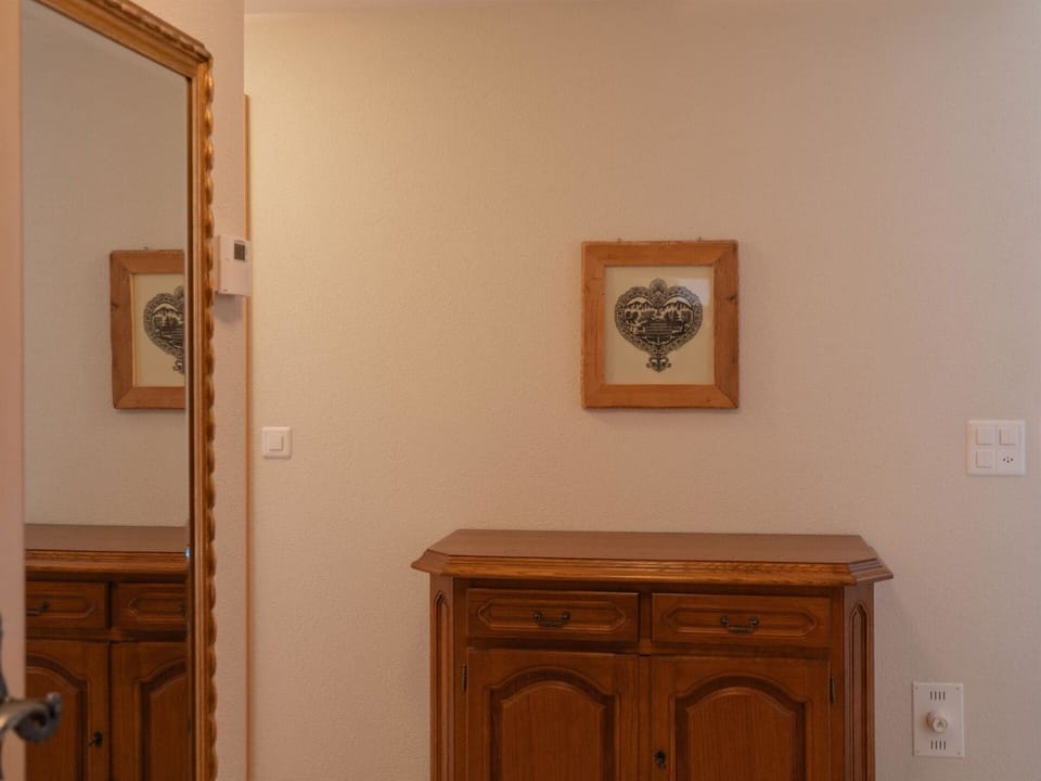 Brown, Property, Product, Cabinetry, Wood, Interior Design, Floor, Wood Stain, Paint