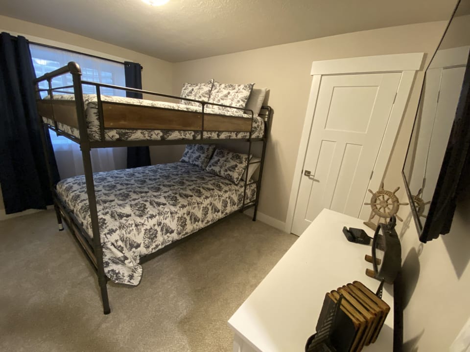 Queen Bedroom - Queen-Size Bunk Beds, Dresser, Large Flat Screen TV, Closet