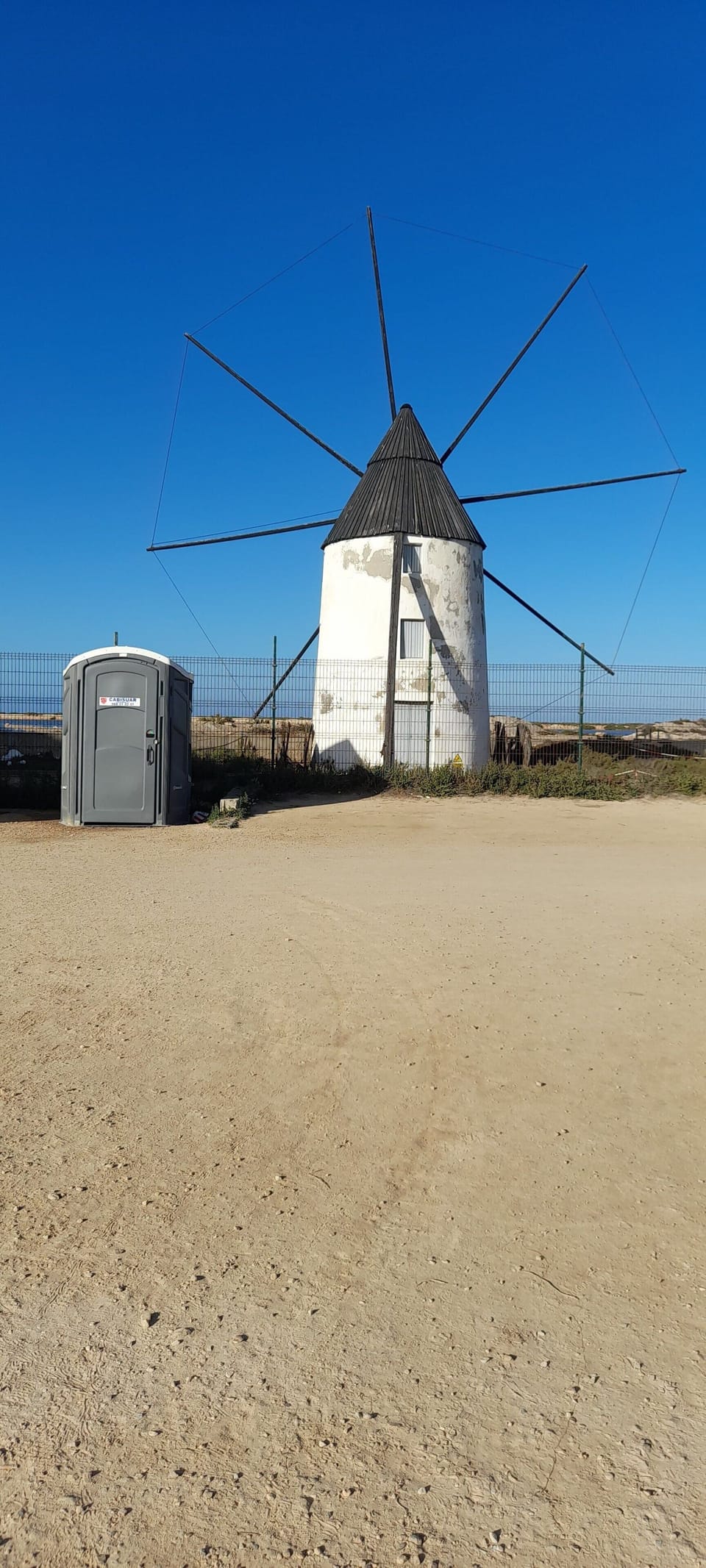 San Pedro del Pinatar - walkway, toilets at the end near the windmill