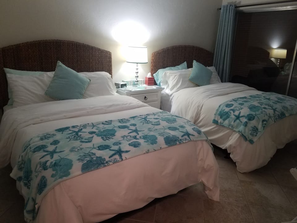 2nd bedroom