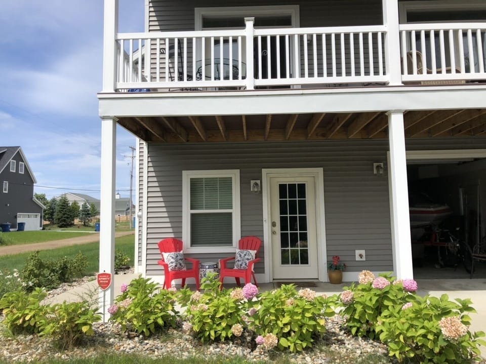 Front entrance. 