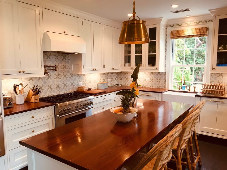 gourmet kitchen