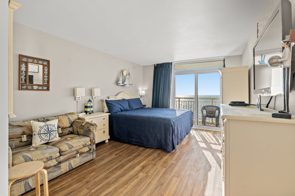 Imagine waking up to this view every morning while on vacation!