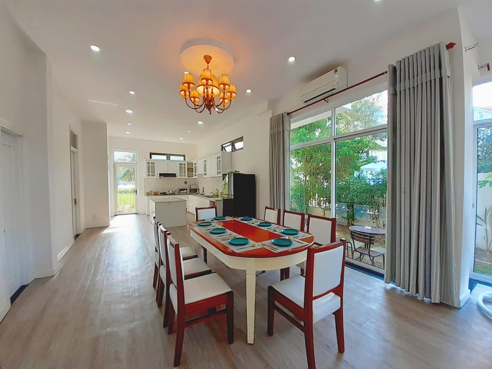 Dining Area with tablewares full set up 