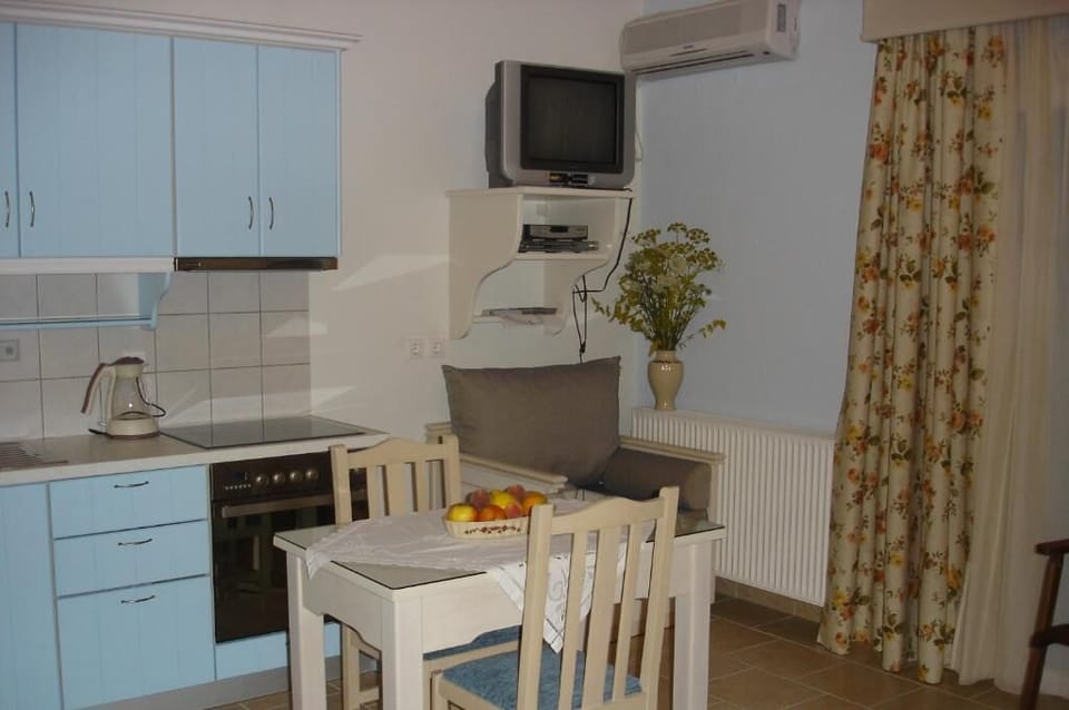 Kitchen 4