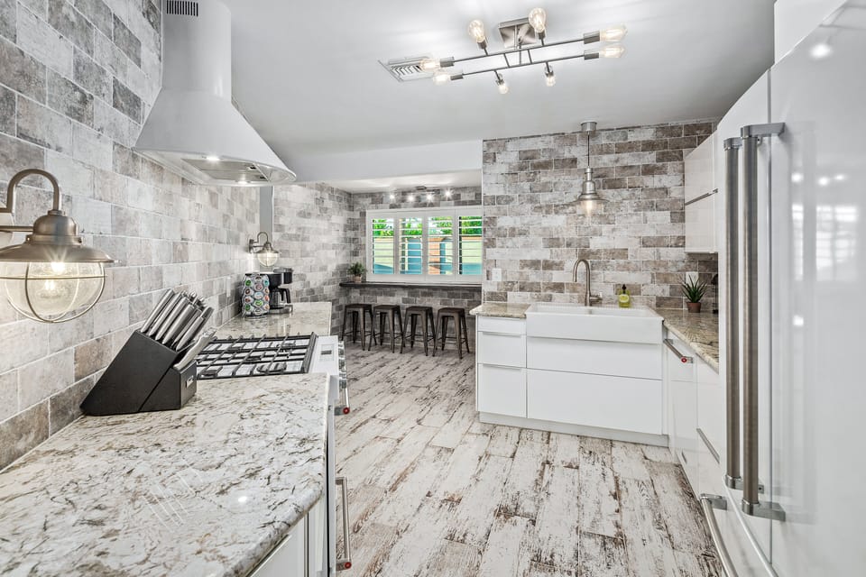 Fully stocked high-end kitchen