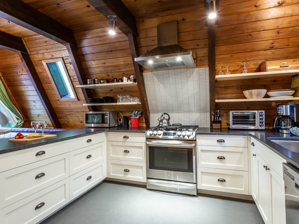 Newly Renovated Kitchen