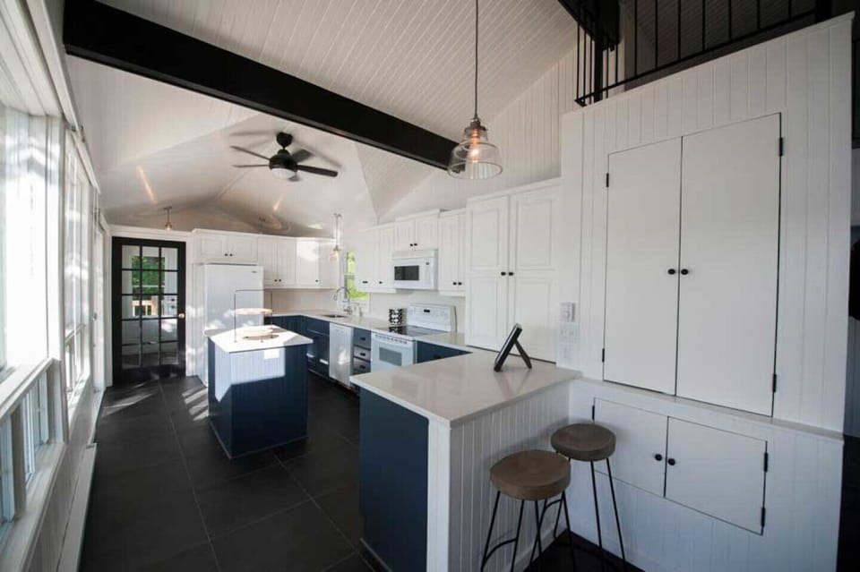 Fully equipped kitchen