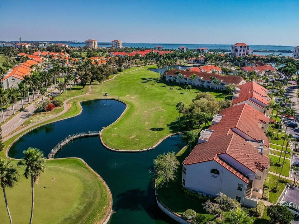 Island Aerial