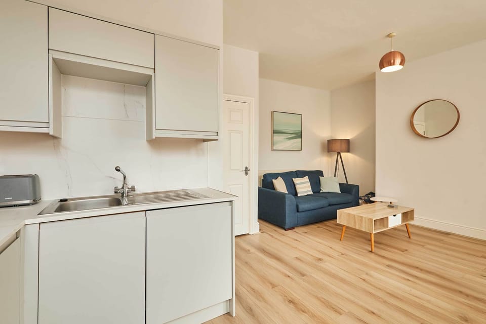 The Normanby, Whitby - Host & Stay