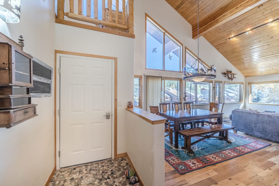 Entry - Located next to the dining area.