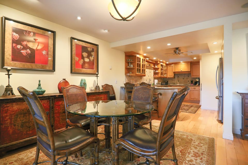 Enjoy meals with the family