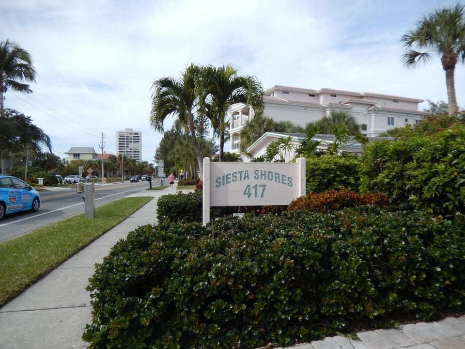 Siesta Shores. 