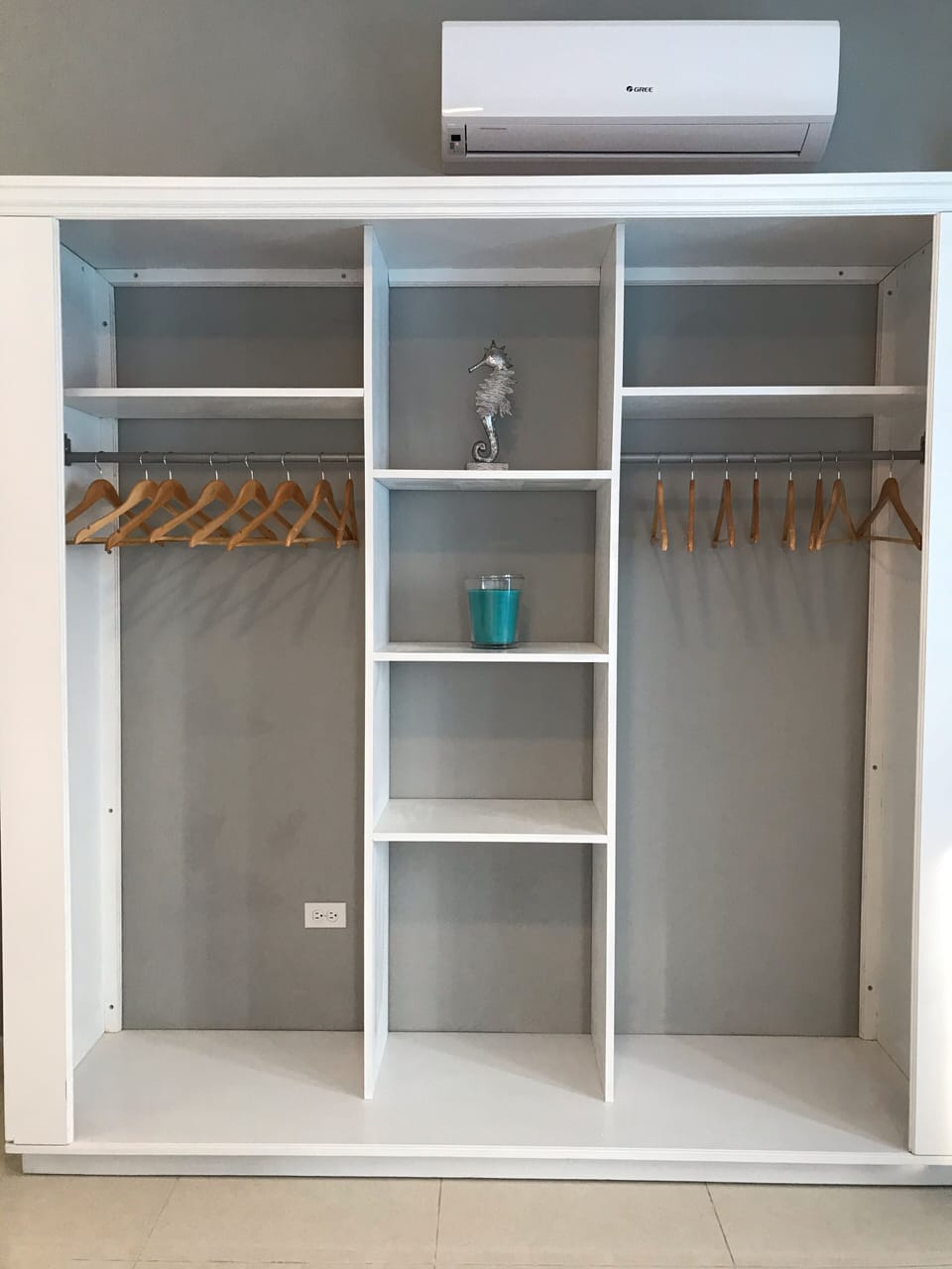SUNSET Oversized Closet