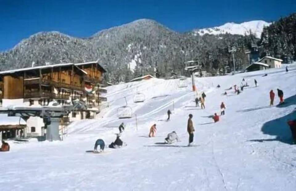 Snow and ski sports