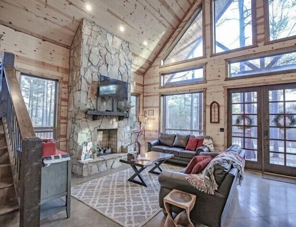 Sweet RetreatLiving.jpeg