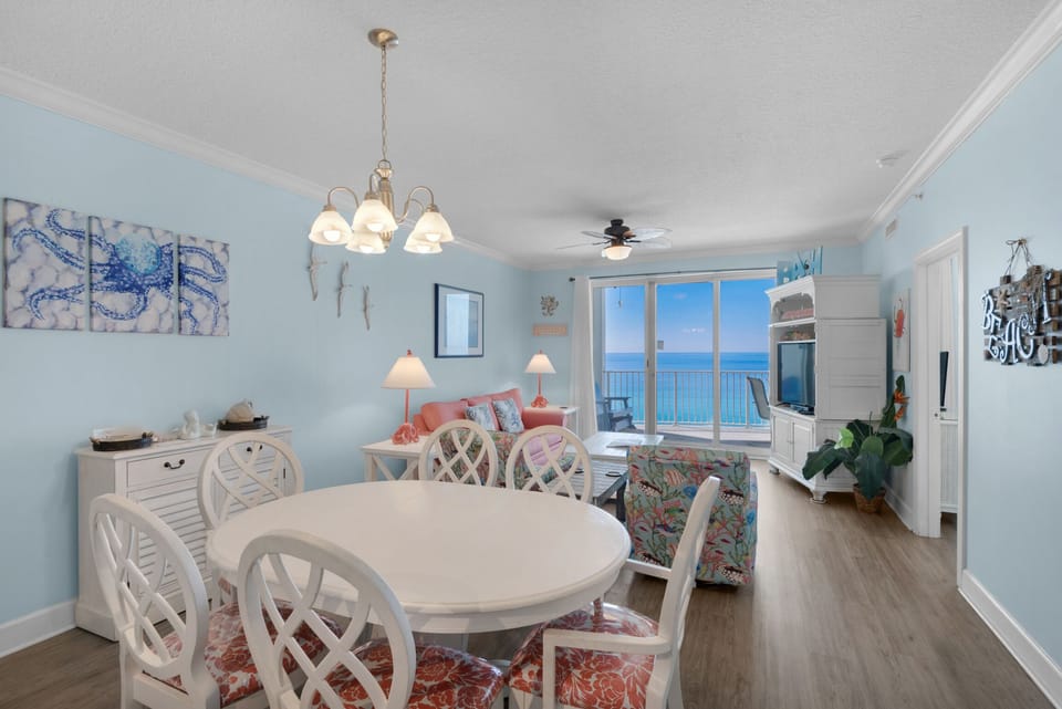 Dining table seats 6