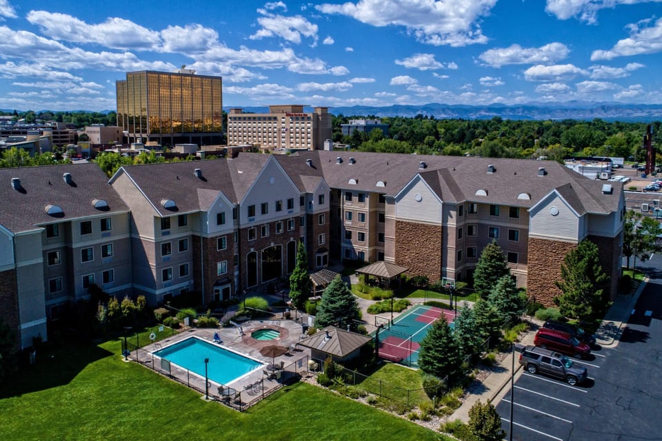 Enjoy the excellent on-site amenities!